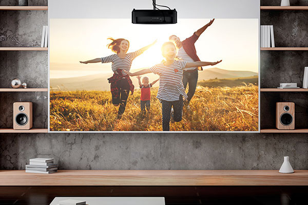 Vorschau: Optoma HD146X Heimkinobeamer mit 3600 Lumen und Full HD
