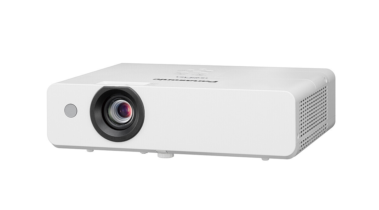 Vorschau: Panasonic PT-LB425 Beamer mit 4100 ANSI-Lumen und XGA Auflösung