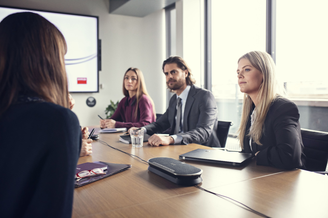 Vorschau: EPOS EXPAND 80T Bluetooth Speakerphone mit USB-C, inkl. Tasche - zertifiziert für Microsoft Teams