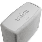 Audio Pro A15 W portabler, spritzwasserfester Multiroom-Lautsprecher in Hellgrau