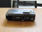 Vorschau: Epson EB-X02 Beamer mit 2600 ANSI-Lumen und XGA Auflösung