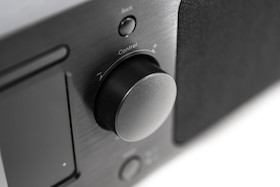 Block BB-200 Blu-Ray Internet-Receiver mit integriertem Lautsprechersystem in Saphirschwarz