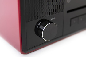 Block Aurora Stereoanlage mit integrierten Lautsprechern für kräftigen Sound in Hochglanz Rot