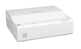 Panasonic PT-CMZ50E Ultrakurzdistanz Laser Beamer mit WUXGA Auflösung