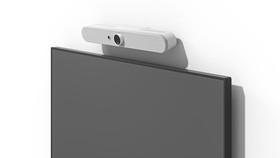 Logitech Rally Bar Mini All-in-one-Videobar für kleine Räume - 4K, 30fps, 4xZoom, 120°, weiß