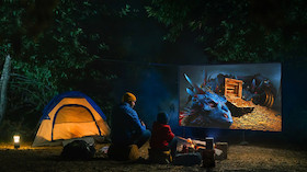 XGIMI Halo+ GTV Mobiler Beamer mit 700 ISO-Lumen und Full HD Auflösung