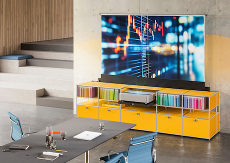 USM | Leica Cine Collection Office 100“, Goldgelb