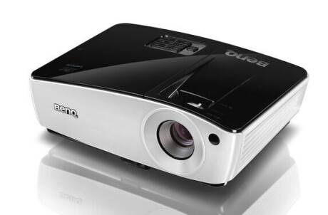 BenQ MX661 Beamer mit 3000 ANSI-Lumen und XGA Auflösung