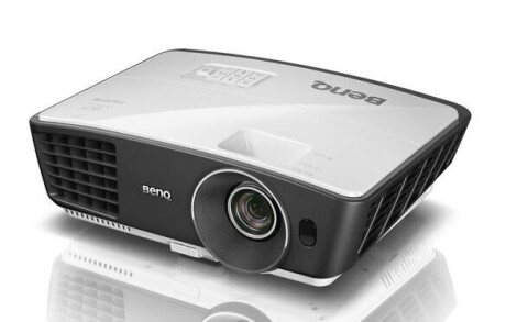 BenQ W750 3D Heimkino Beamer mit 2500 ANSI-Lumen und HD-ready