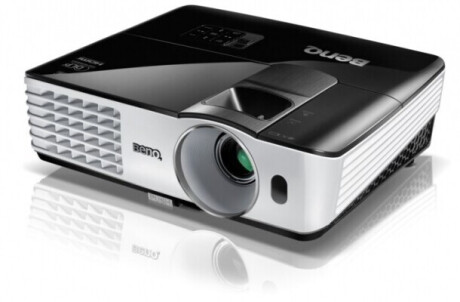 BenQ TH681 3D Heimkino Beamer mit 3000 ANSI-Lumen und Full-HD