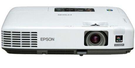Epson EB-1950 Beamer mit 4500 ANSI-Lumen und XGA Auflösung