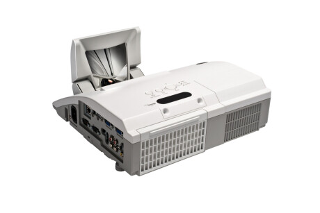 Hitachi iPJ-AW250NM Kurzdistanzbeamer mit 2500 ANSI-Lumen und WXGA