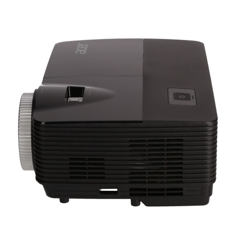 Acer X122 Beamer mit 3000 ANSI-Lumen und XGA Auflösung