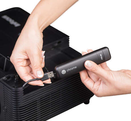 InFocus IN2134 Beamer mit 4500 ANSI-Lumen und XGA Auflösung