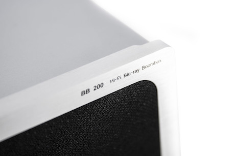 Block BB-200 Blu-Ray Internet-Receiver mit integriertem Lautsprechersystem in Diamantsilber