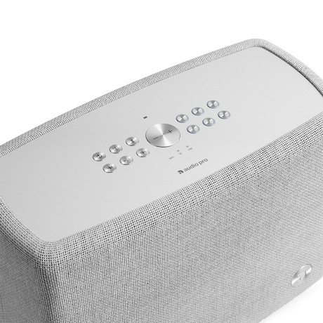 Audio Pro A15 portabler, spritzwasserfester Multiroom-Lautsprecher in Hellgrau