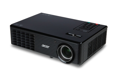 Acer X112 Beamer mit 2700 ANSI-Lumen und SVGA Auflösung