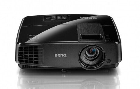 BenQ MX522P Beamer mit 3000 ANSI-Lumen und XGA Auflösung