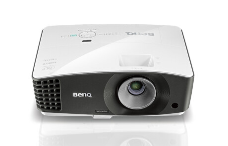 BenQ MU706 Business Beamer mit 4000 ANSI-Lumen und WUXGA Auflösung