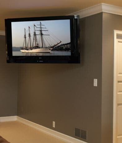 Chief Wandhalter, Large PDRUB, 42" bis 71"