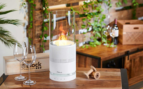 Block The Flame kabelloser Bluetooth-Lautsprecher mit Tischfeuer für gemütliches Ambiente in Weiß