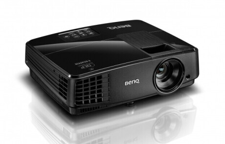 BenQ MX522P Beamer mit 3000 ANSI-Lumen und XGA Auflösung