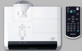 Ricoh PJ WX4241N Kurzdistanzbeamer mit 3300 ANSI-Lumen und WXGA