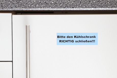 Brother TZe-561 Schriftband schwarz/blau 36mm/8m