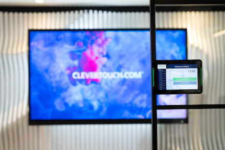 Clevertouch 10" LiveRooms Touch Raumbuchungssystem