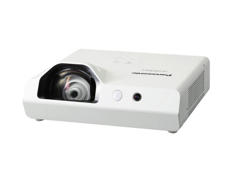 Panasonic PT-TW371R Kurzdistanzbeamer mit 3300 ANSI-Lumen und WXGA