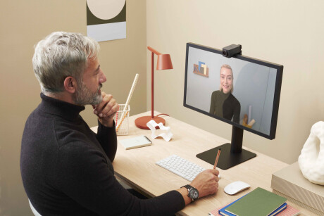 Huddly One Konferenzkamera, Work form Anywhere Kit inkl. Travel Casem 0,6 + 2m Kabel, 12 MP, 30fps,