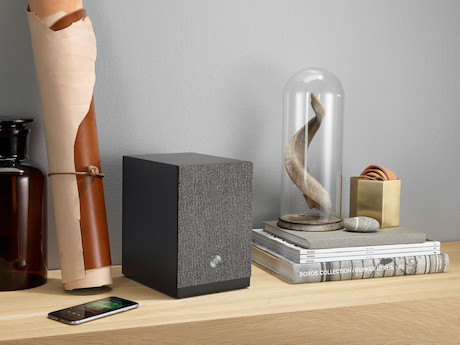 Audio Pro A28 Multiroom-Regallautsprecher in Seidenmatt Schwarz